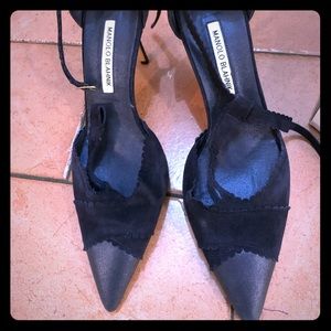 Manolo Blahnik stunning worn one classic t-strap